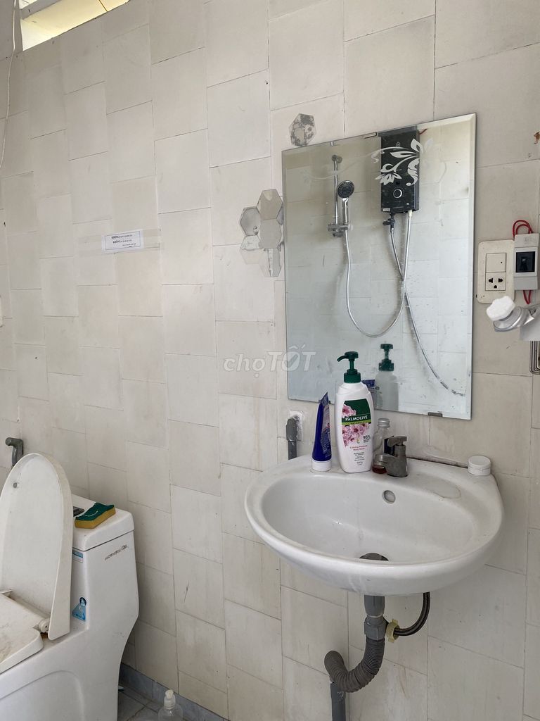 Rent rooms near universities, open colleges, tdt University, near Rm, colleges.
