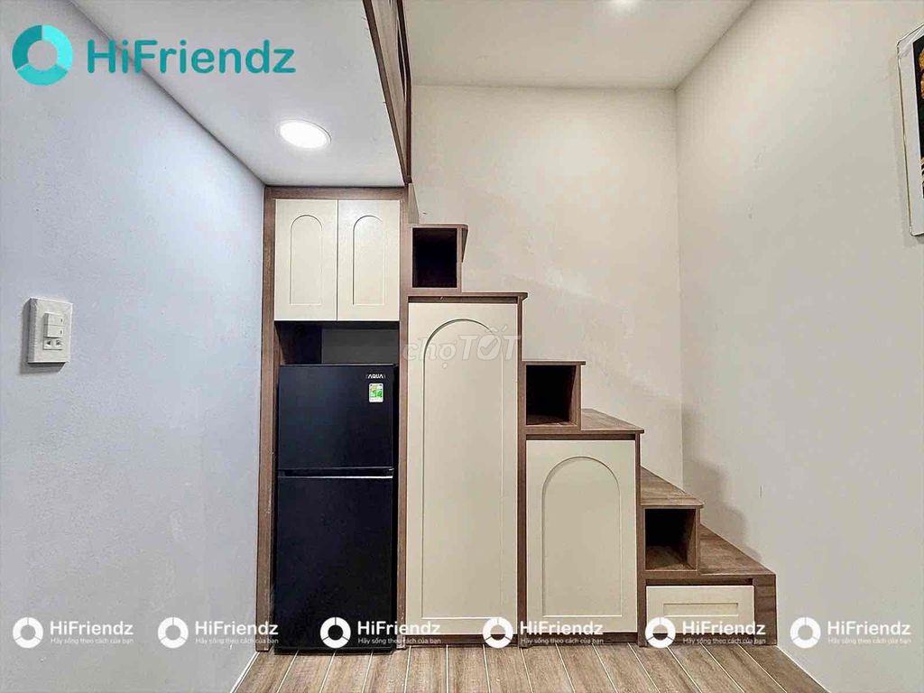 The room with the new full interior is 100% new, private washing machine, elevator.