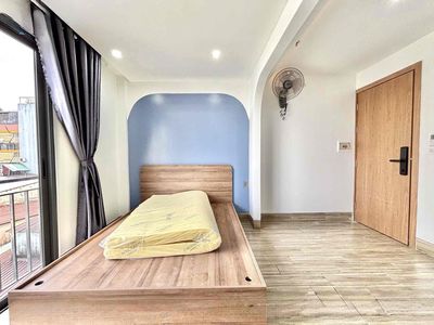 Rent the balcony studio full of furniture near the Ba Son bridge, Brain Chen, Sala