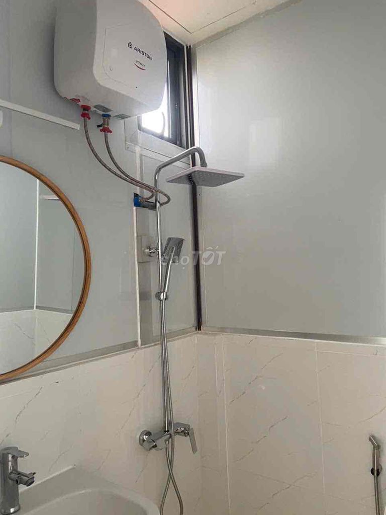The owner himself rented a room for the Company Service Service Service Service, which was filled with 3.7 million.