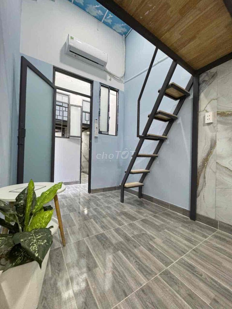 Cheap motel near Bạch Đằng Airport, Tân Bình