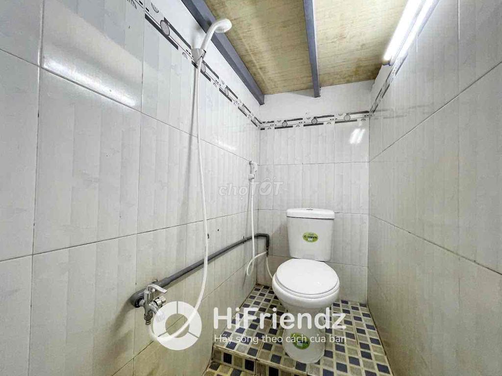 Rent the guard room + bancol in the missile area.