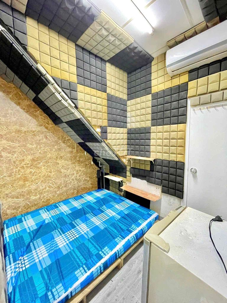 Rent room - studio