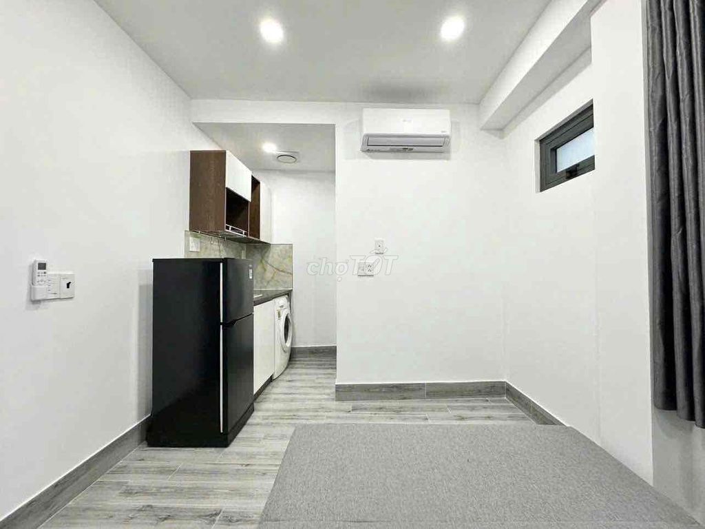 The owner of the room himself is right in the center of the tp ( Võ Thị Sáu) utility: g host