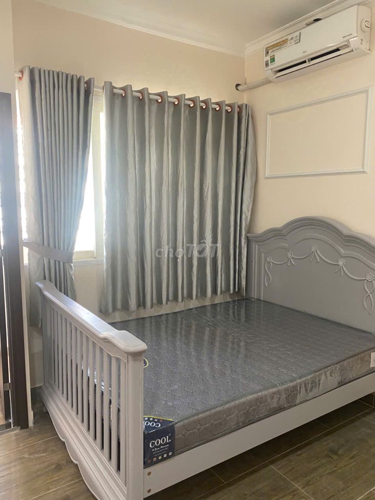 The owner of the room is renting in Green Town Bình Tân, 30 meters, 4.3 million.