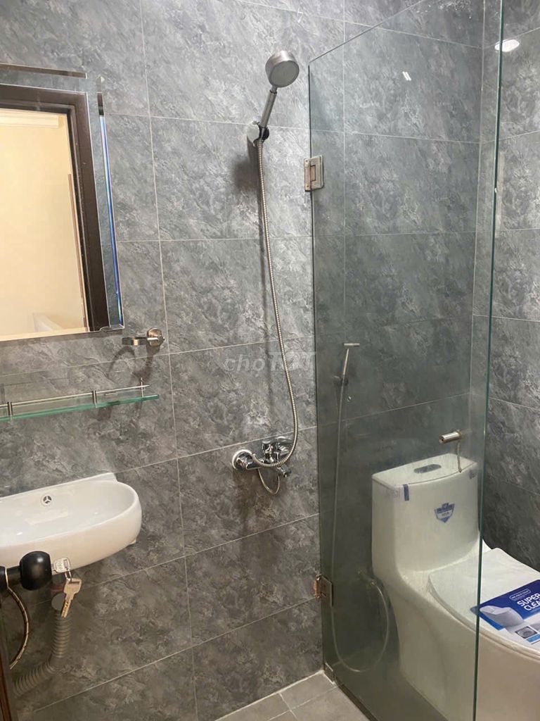 The owner of the room is renting in Green Town Bình Tân, 30 meters, 4.3 million.