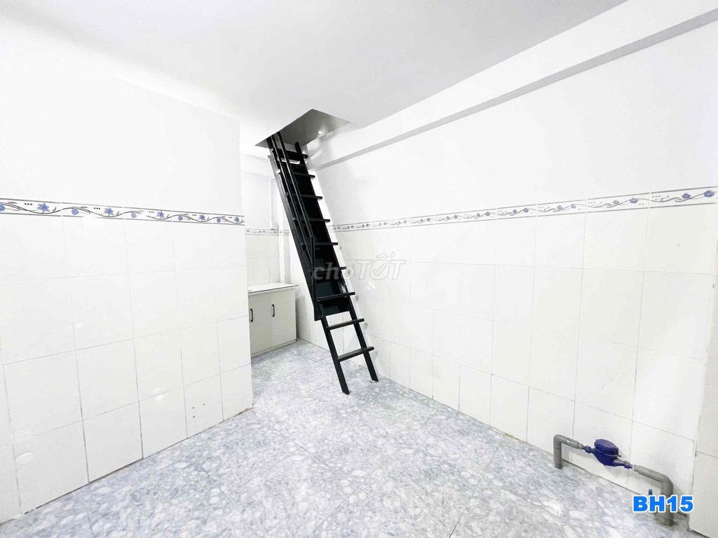 - Two toilets at Bình Thành.