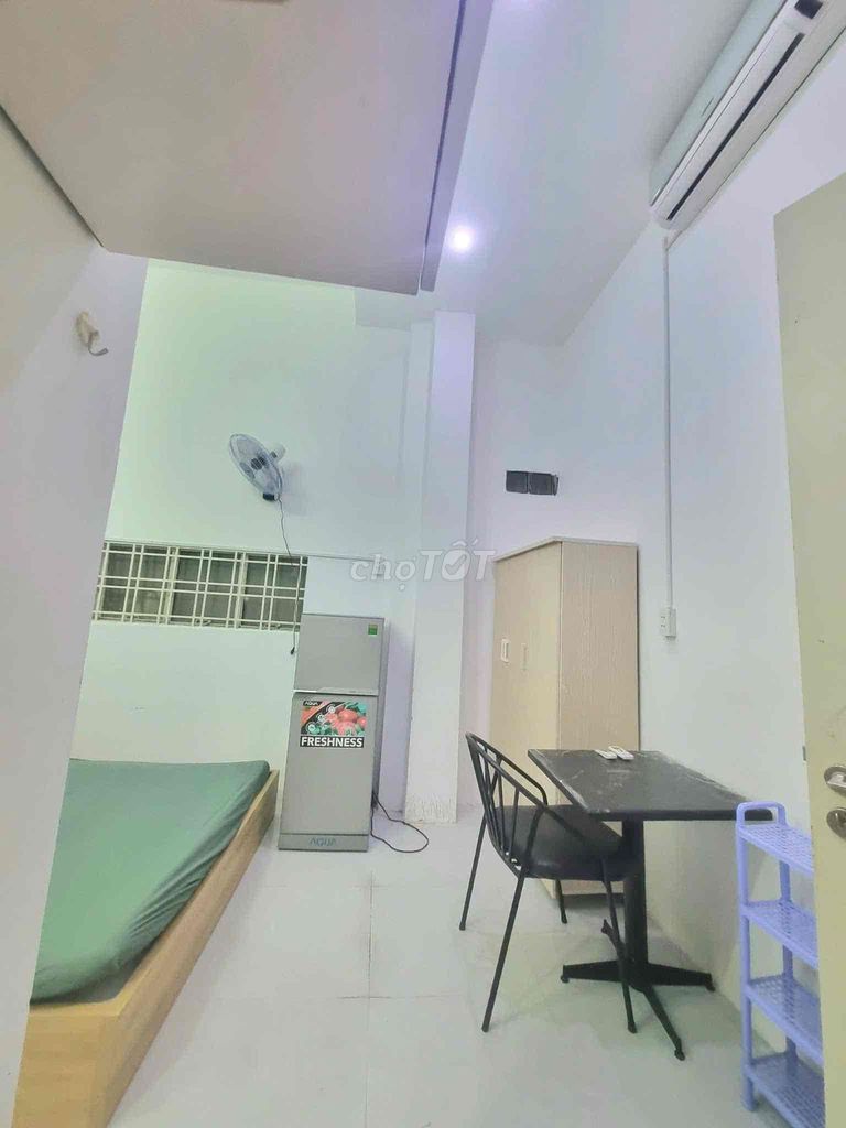 Rent a low-priced room in Bàu Cát 1.