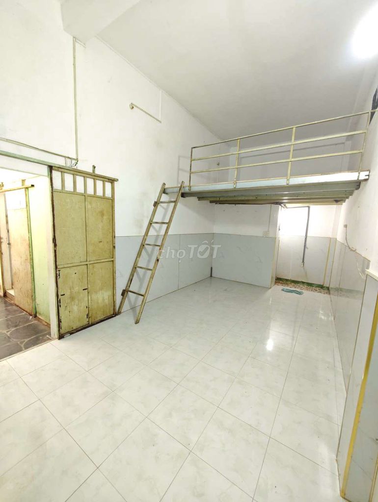 Ground Room and floor floor near Victory School, phan Văn Hớn