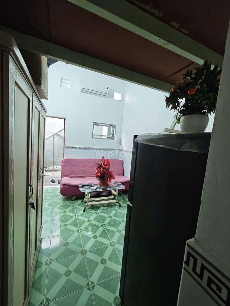 Ground Room and floor floor near Victory School, phan Văn Hớn