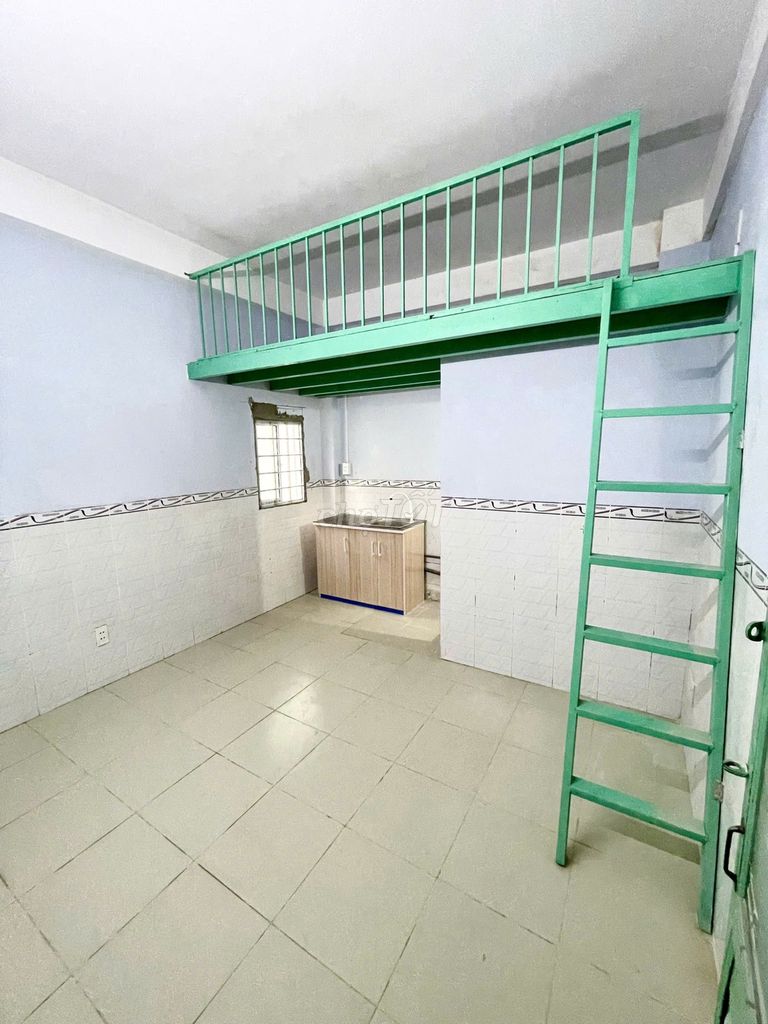 Rent a cheap room in the Bình Tân area