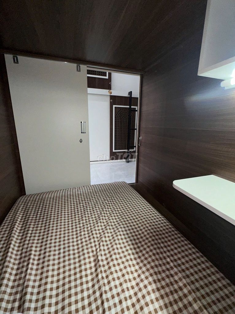 Sleepbox dorm near Phạm Văn Đồng, Yuen Thủ Đức for 1 million and a half sack of dv