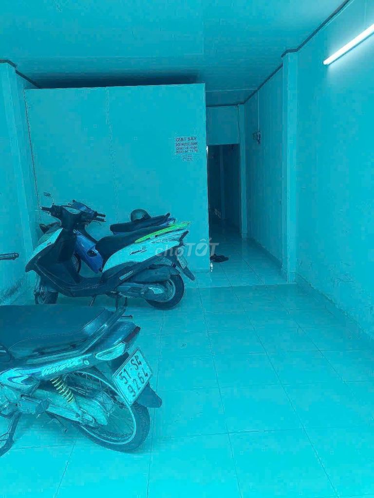 Cheap room, now free Nguyễn Thanh Tuyền-7202 p.m. behind the Market of Vl 2