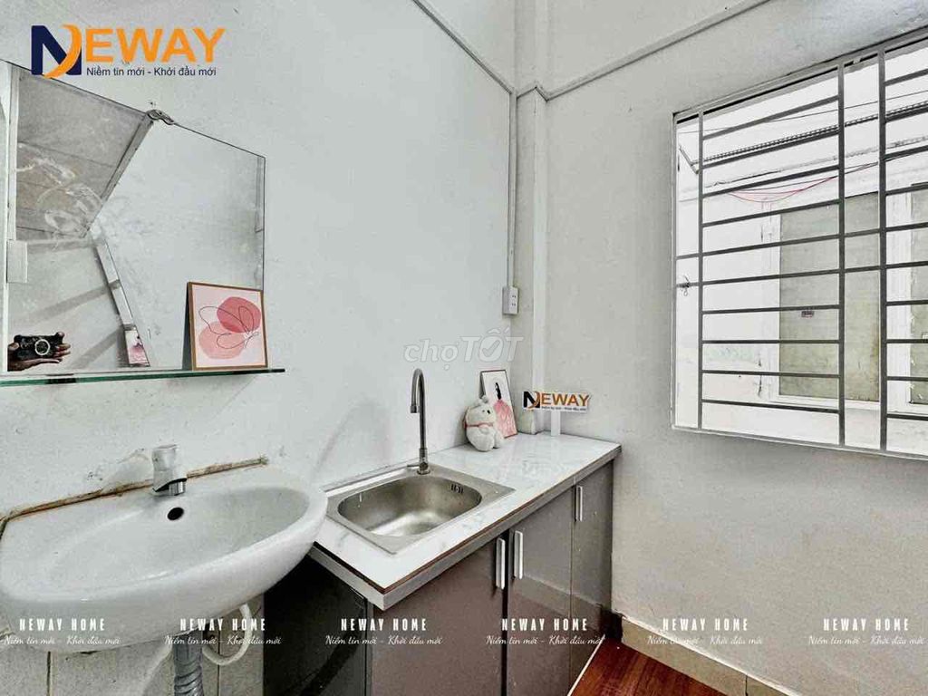 studio room - Lê Văn Quới-Bình Tân window