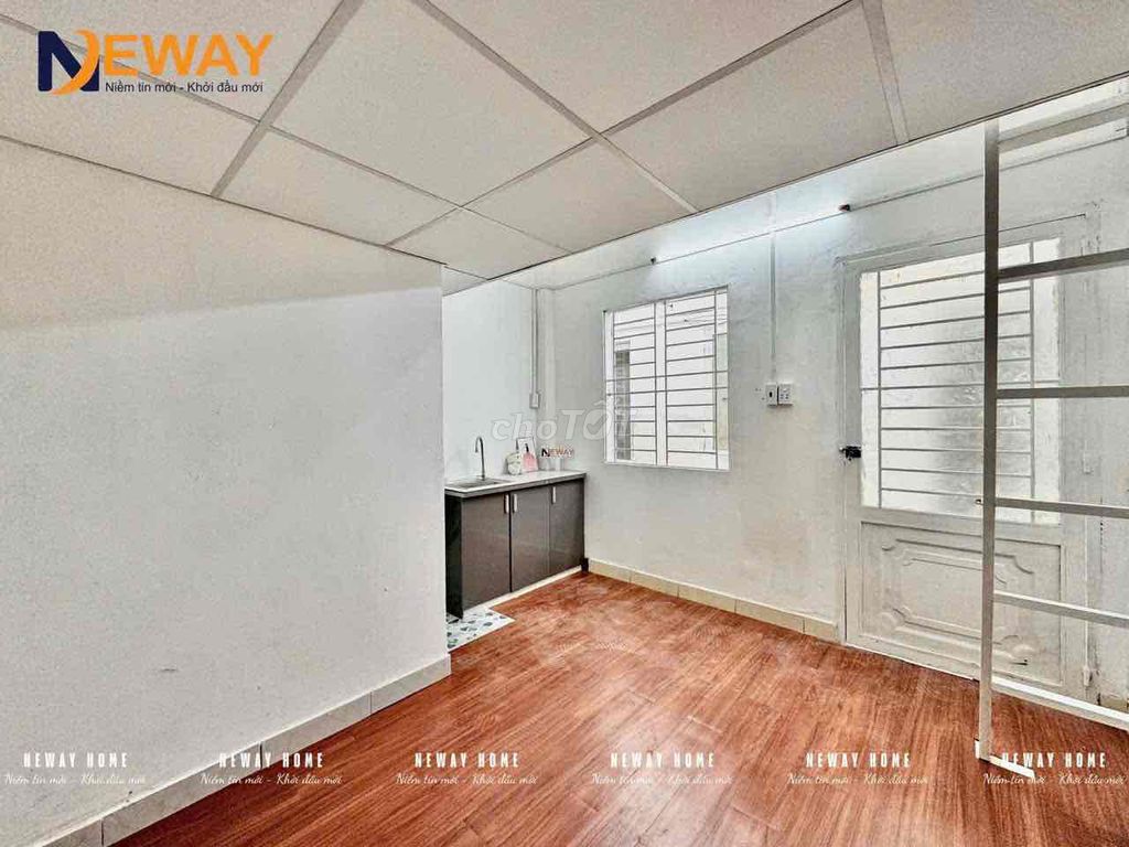 studio room - Lê Văn Quới-Bình Tân window