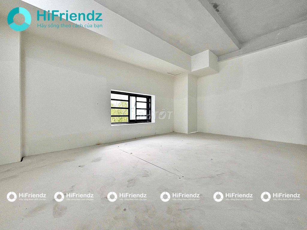 Opening a newly built boarding room for campaign wages