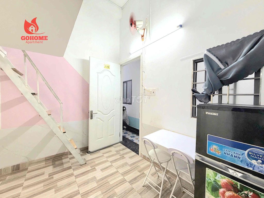 The apartment is full of clean-cleaning machines - security.