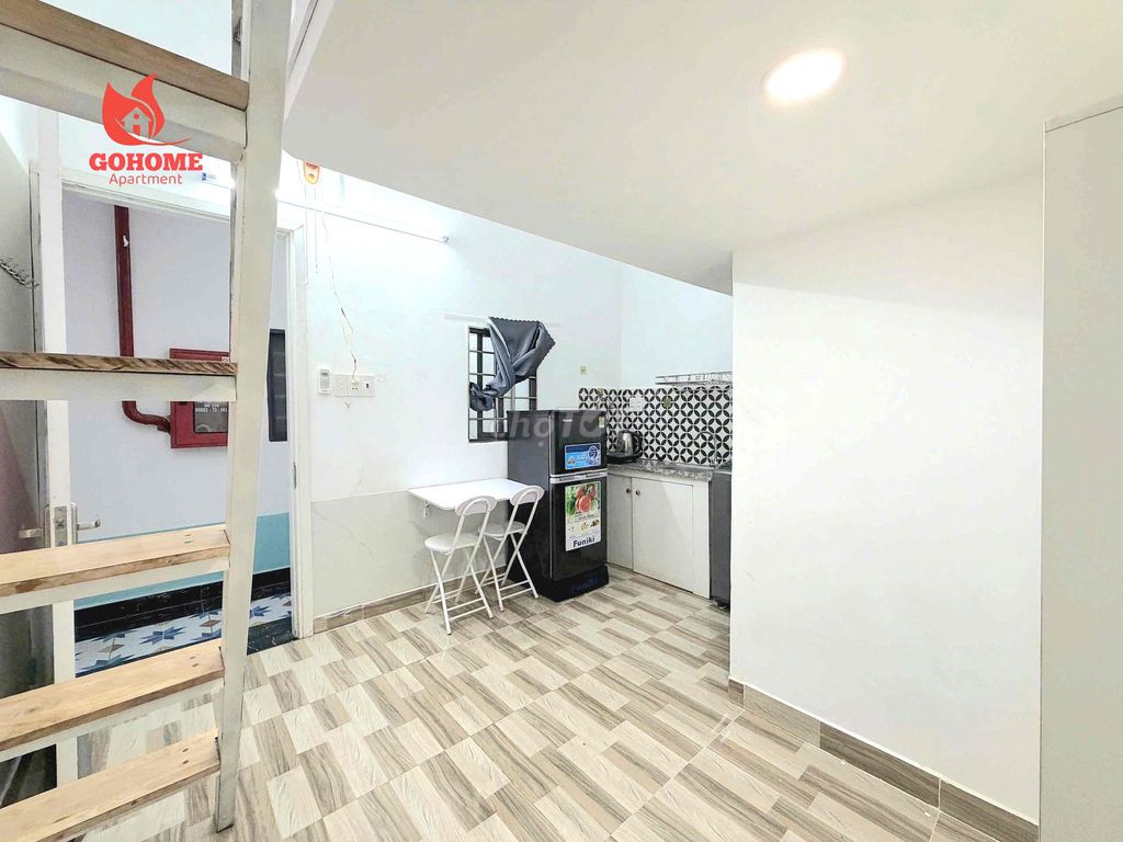 The apartment is full of clean-cleaning machines - security.