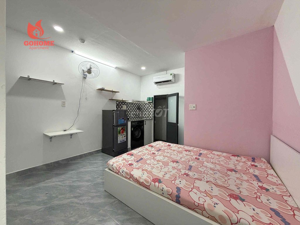 The apartment is full of clean-cleaning machines - security.