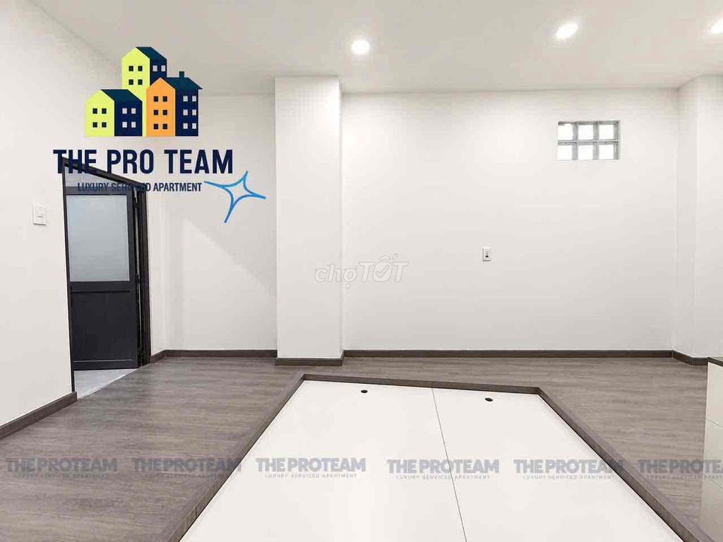 Hire the Phú Nhuận German gym.