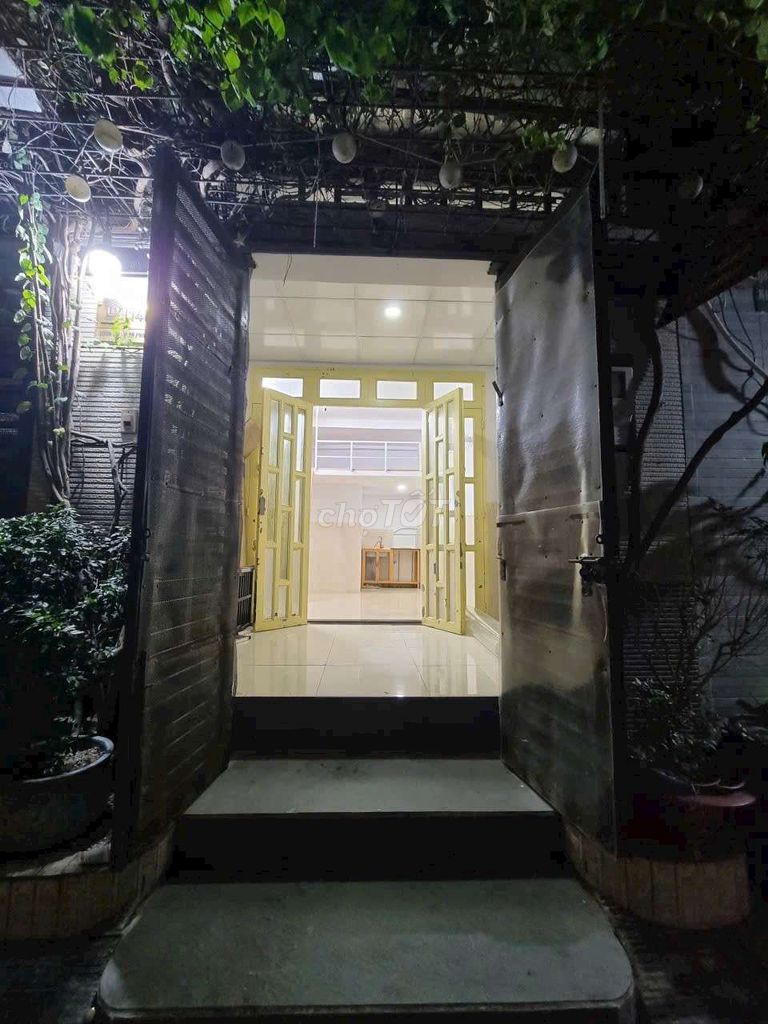 Rent An Phú Đông District 12.