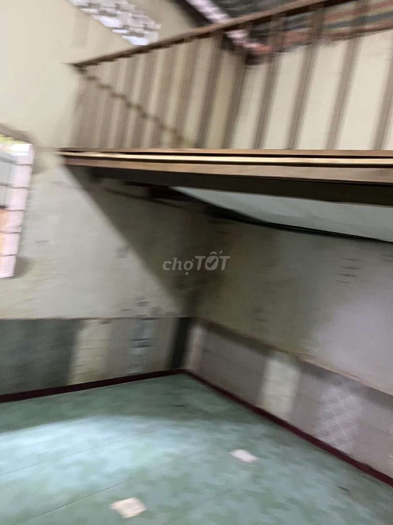 Rent a cheap apartment on Lê Trọng Tấn.