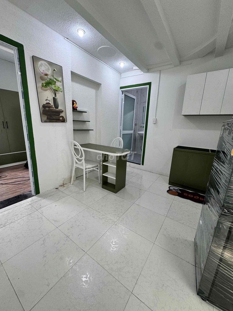 Rent a full-eard kitchen room with Phan Huy Ích earlobe