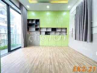 Open balcony room, move in right away.