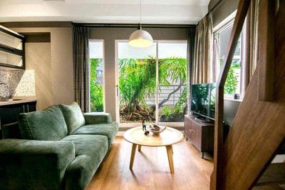 Rent the apartment. A bedroom. - Bancol the yard. - Full furniture next to the toilet.
