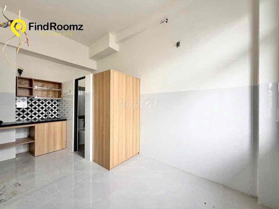 Rent the Air Room full of 7 - Near Lang Cs3