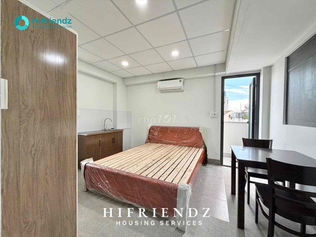 New balcony studio, District 8 District Hall near Ueh facility N
