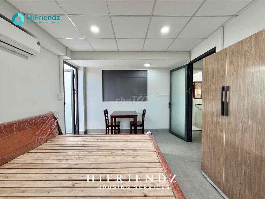 New balcony studio, District 8 District Hall near Ueh facility N