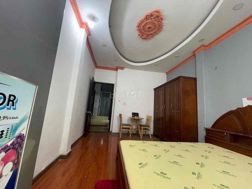 Rent us the 11th District Inn. Full interior of the car.