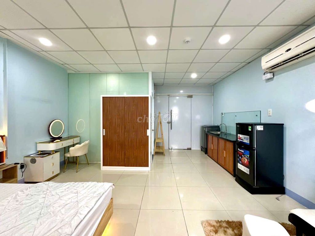 High-class service apartment - full new furniture - near the fourth quarter