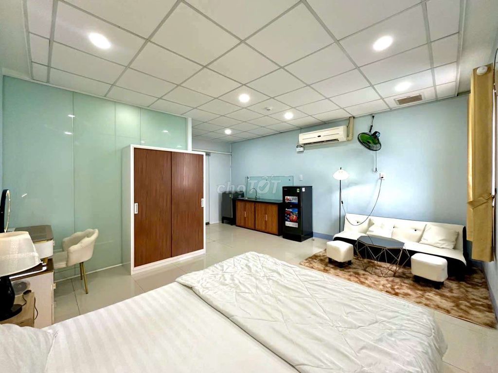 High-class service apartment - full new furniture - near the fourth quarter