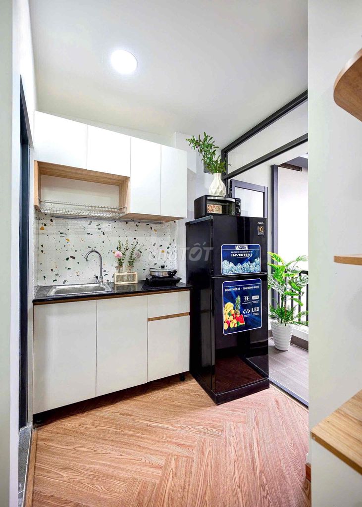 Rents a cheap, balcony-free, full interior- Âu Cơ, Tân Bình.