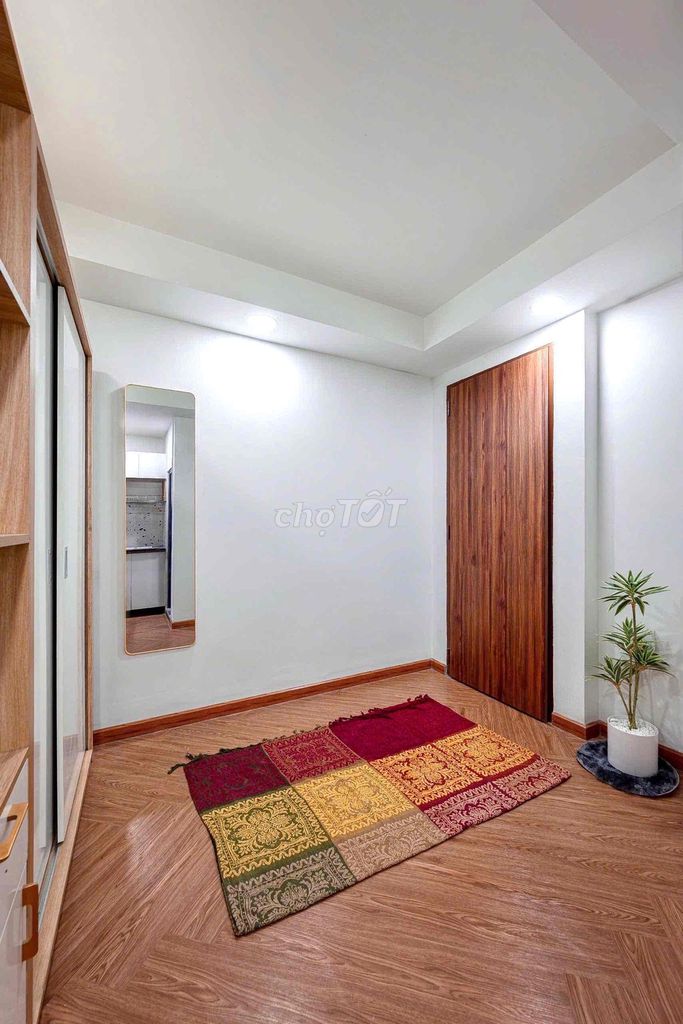 Rents a cheap, balcony-free, full interior- Âu Cơ, Tân Bình.