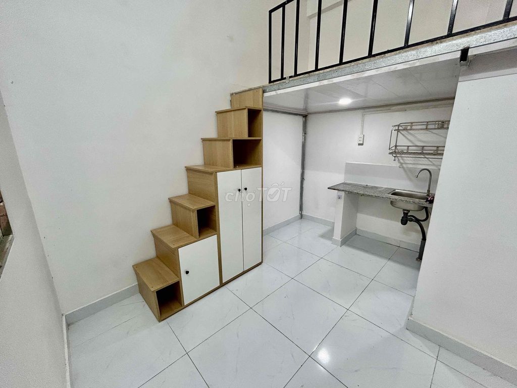 Rent room in Phú Nhuận, bordering on 1st.