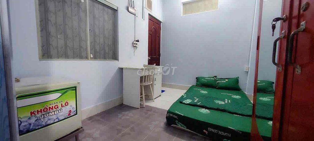 Phan Đình Phùng hotel room only