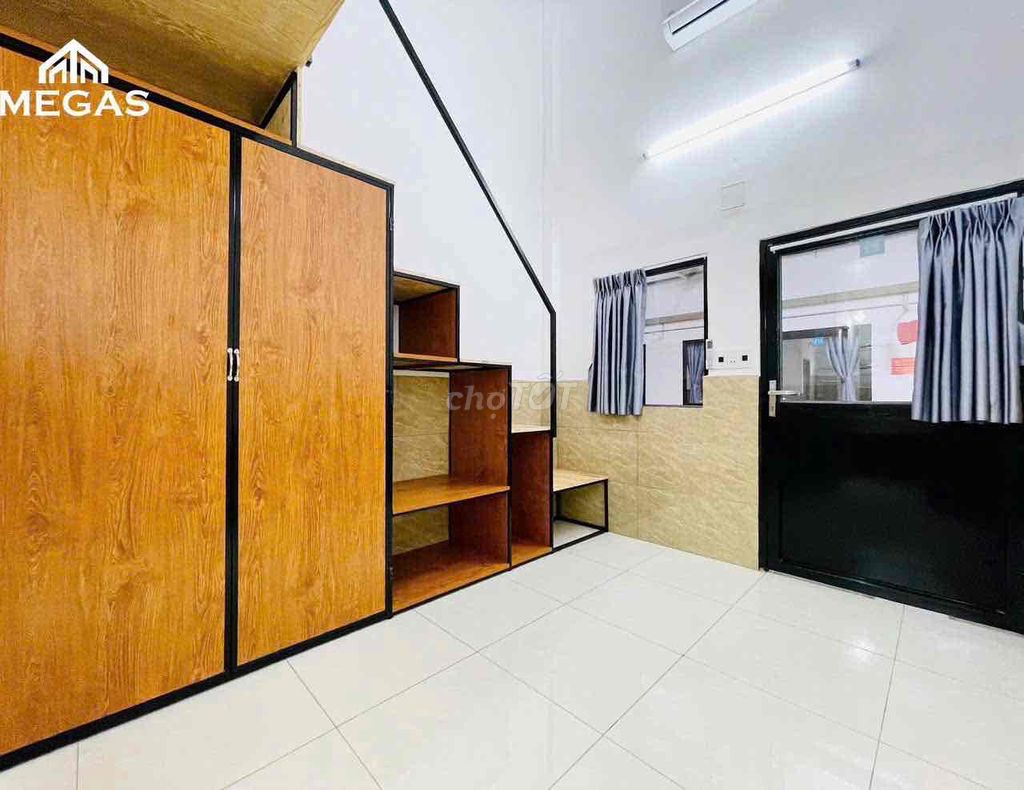 A low-priced motel - ready air conditioning right at Nguyễn Ảnh Thủ.