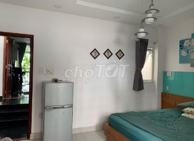 Rent room near Central 1.