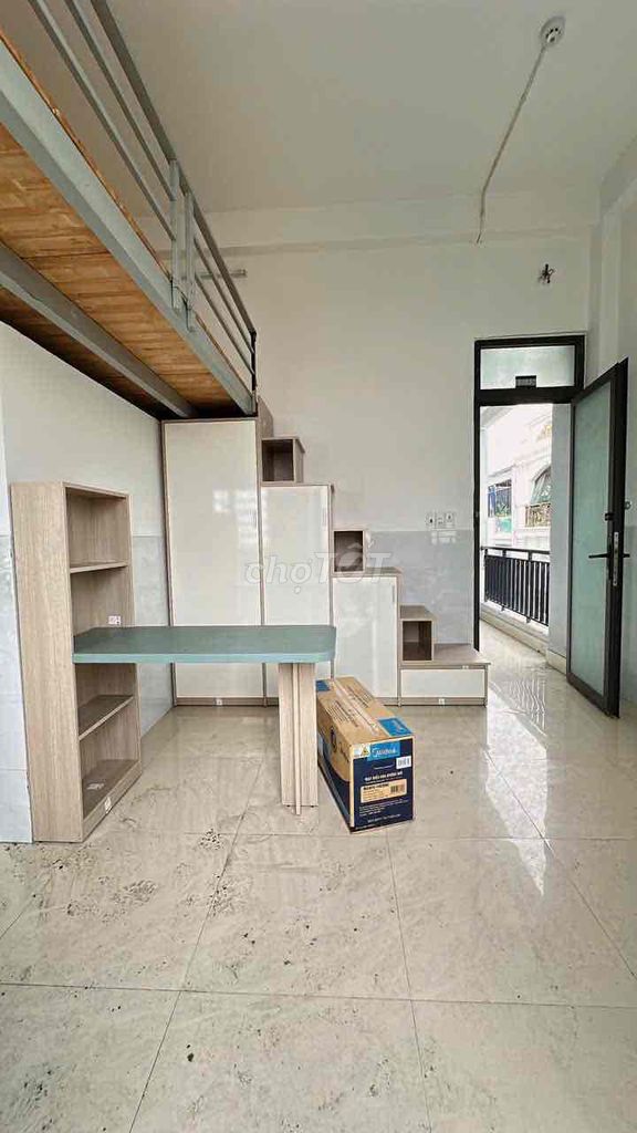Rent room ENCOM private balcony full interior - K300 Tân Bình