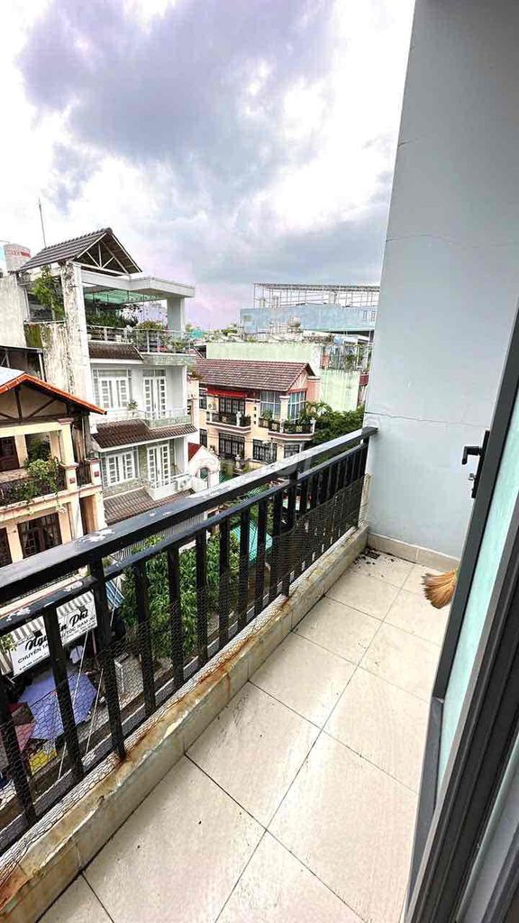 Rent room ENCOM private balcony full interior - K300 Tân Bình