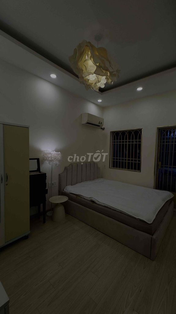 Nguyễn Trãi district 1-- renting studio vip right at Nguyễn Trãi.