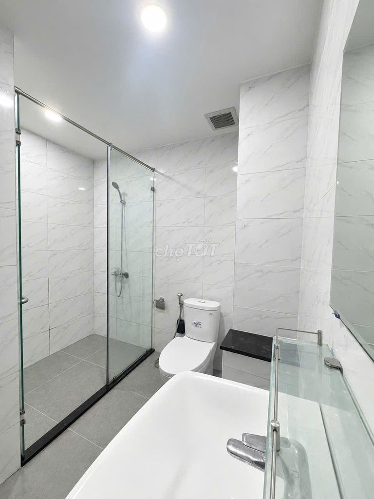 It's the owner who rents room two bedrooms.. . . . . . . . . . . . . . . . . . . . . . . . . . . . . . . . . .