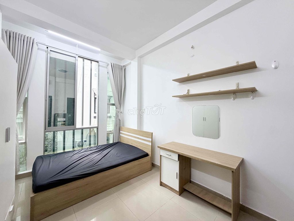 The Toyal Window Room FullNT, Vạn Kiếp Fusion, District 1