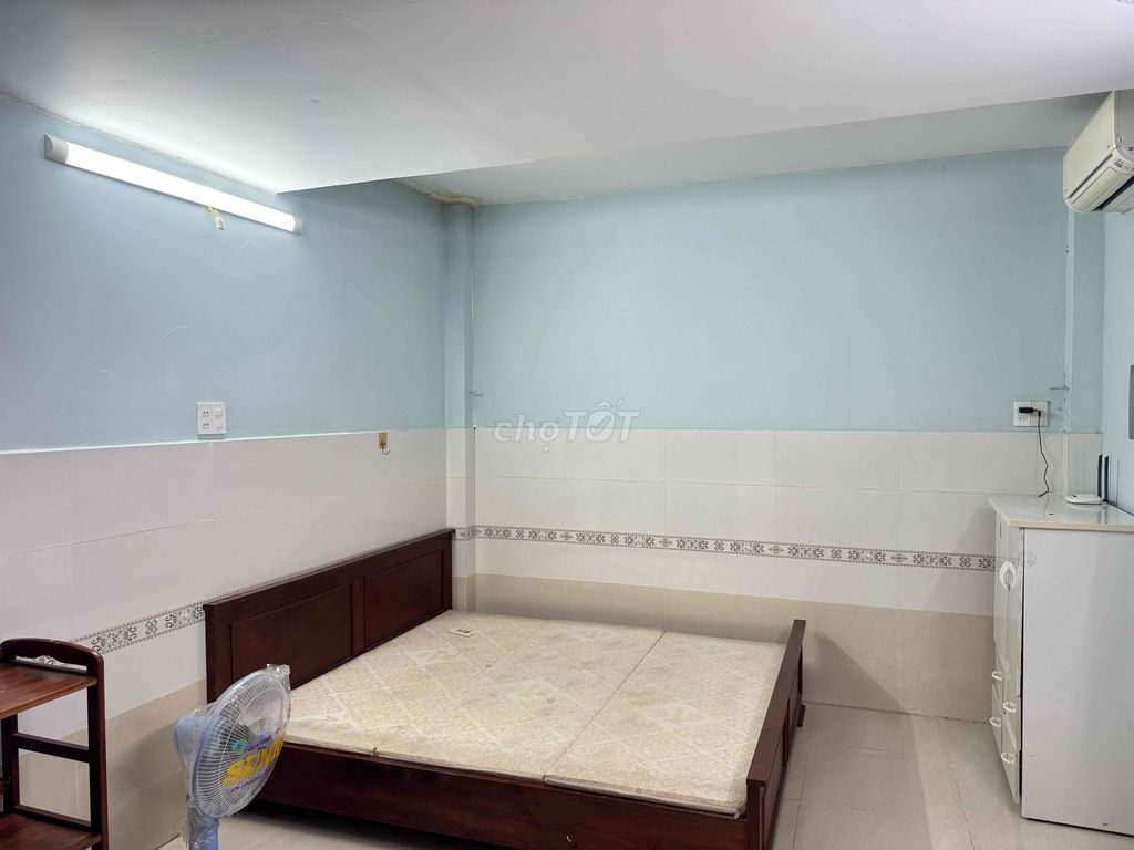 Women's Room