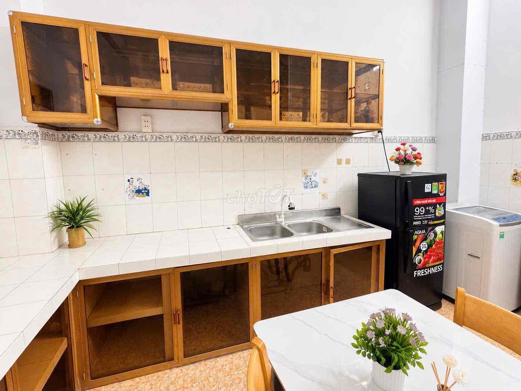 5.7 million – broad studio full interior • Large kitchen • personal washing machine WlS
