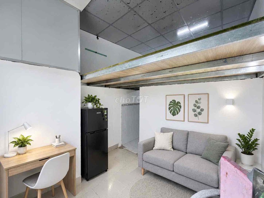 Room is available, market, bhx, hospital.