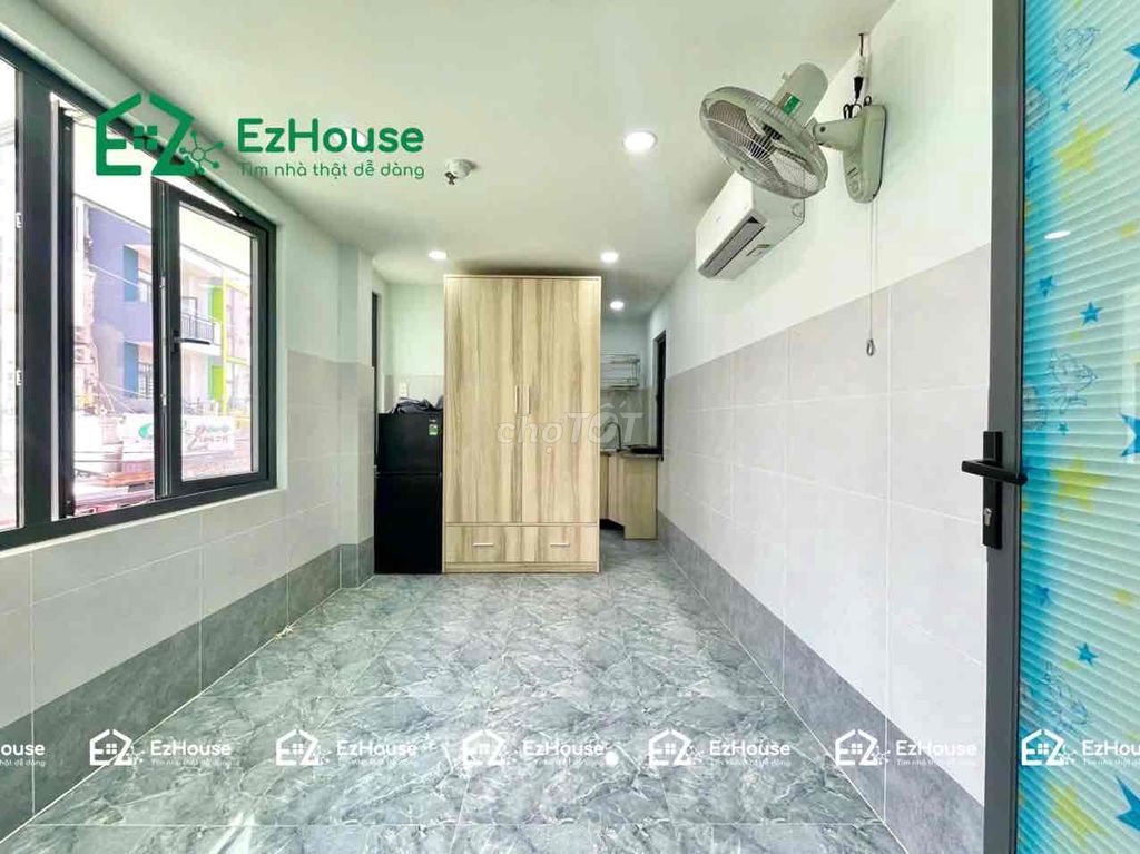 Phan Văn Trị beauty room - sky window - separate kitchen